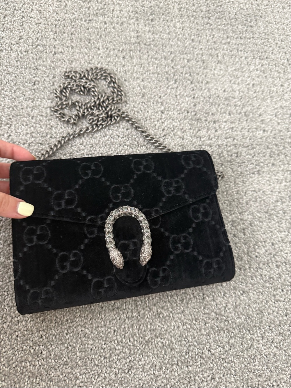 NWOT Black Velvet Gucci Dionysus Wallet on Chain Crossbody